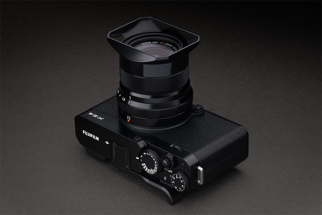 カメラ【美品】FUJI FILM XF23mm F1.4R 角型フード、フィルター付き
